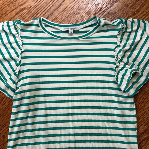 Green Envelope Women’s green and white striped puff sleeve top size XS - Picture 3 of 5
